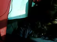 एक नरम सोफे पर थोड़ी गोपनीयता पाए जाने के बाद, सेक्सी फिल्म हिंदी फुल एचडी दो रसदार एशियाई महिलाओं ने एक-दूसरे की पसलियों को चाटा, वासना के साथ गीला, जिसके बाद वे वास्तव में बहुत कठिन स्ट्रैपटन के साथ मुंह में पानी के छेद को ठीक से गड़बड़ कर दिया।