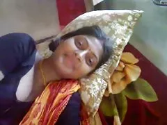 एक डिल्डो के साथ सुडौल सेक्सी फिल्म फुल एचडी सेक्सी श्यामला खिलौने