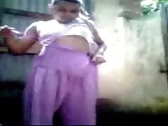 लेटेक्स में परिपक्व श्यामला मुर्गा सेक्सी फुल मूवी एचडी चूसा